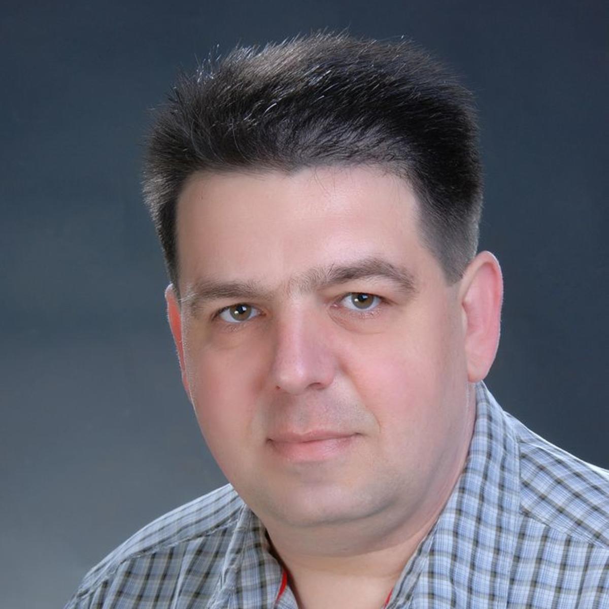 Csernok Árpád - alapító, ügyvezető